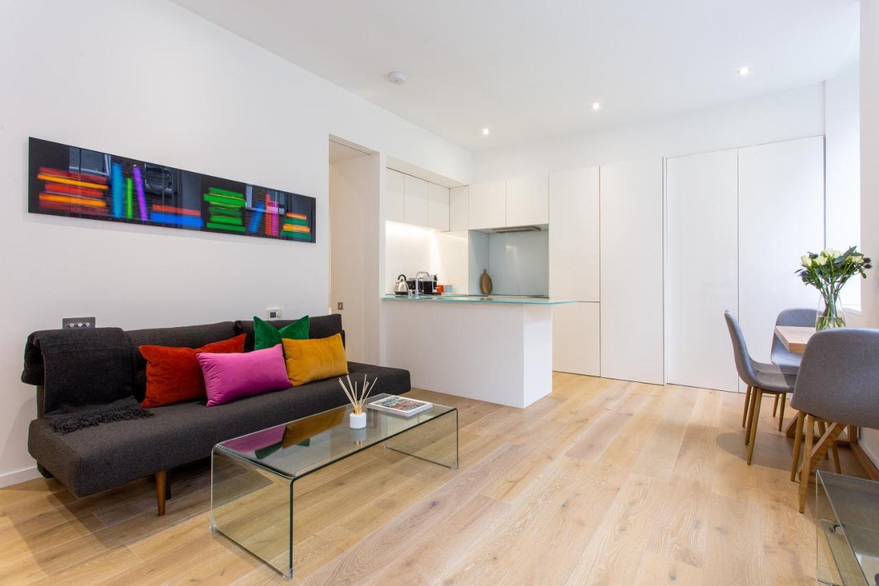 Apartment 2 Bed 2 Bath Off Regent Street
